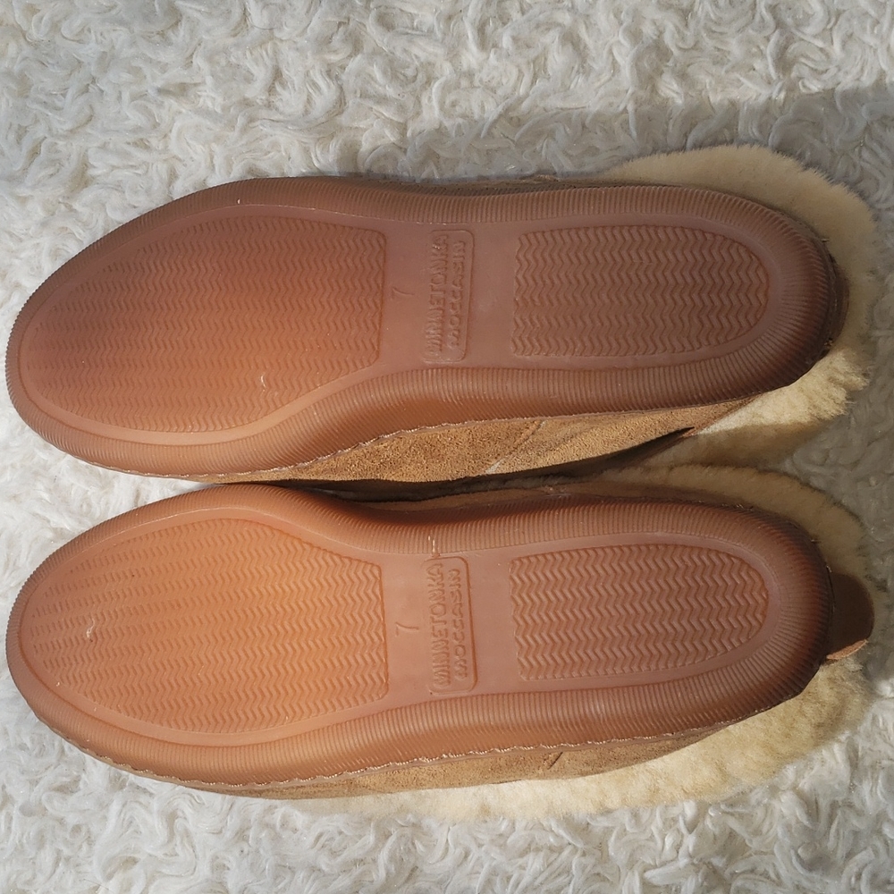 Minnetonka Golden Tan Sheepskin Ankle Boot Brand New Without Box 7 - Picture 6 of 16